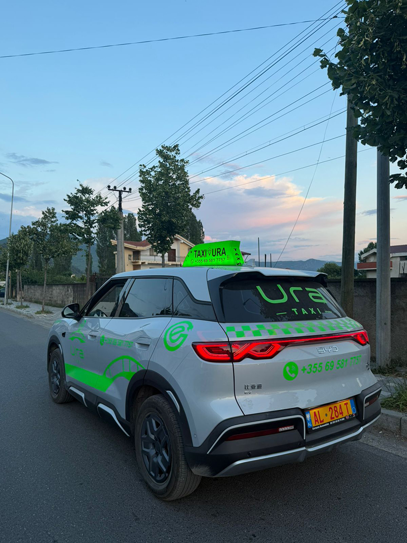 Photo of Taxi Ura