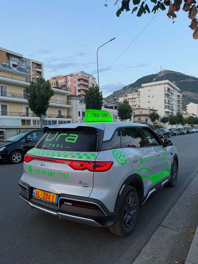 Photo of Taxi Ura
