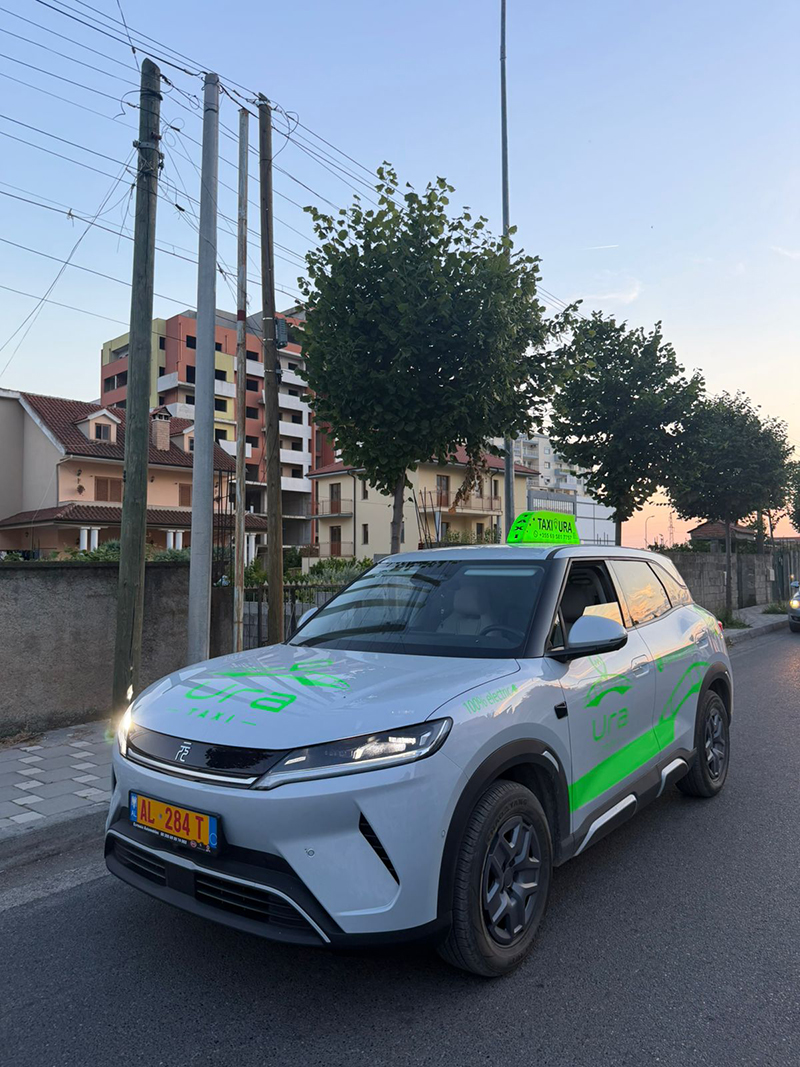 Photo of Taxi Ura